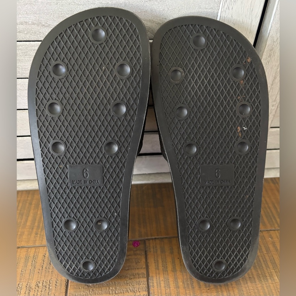 Adidas Shmoofoil Ghost Blue Bird Slides Black/White Men's Sz 6 - Picture 10 of 11